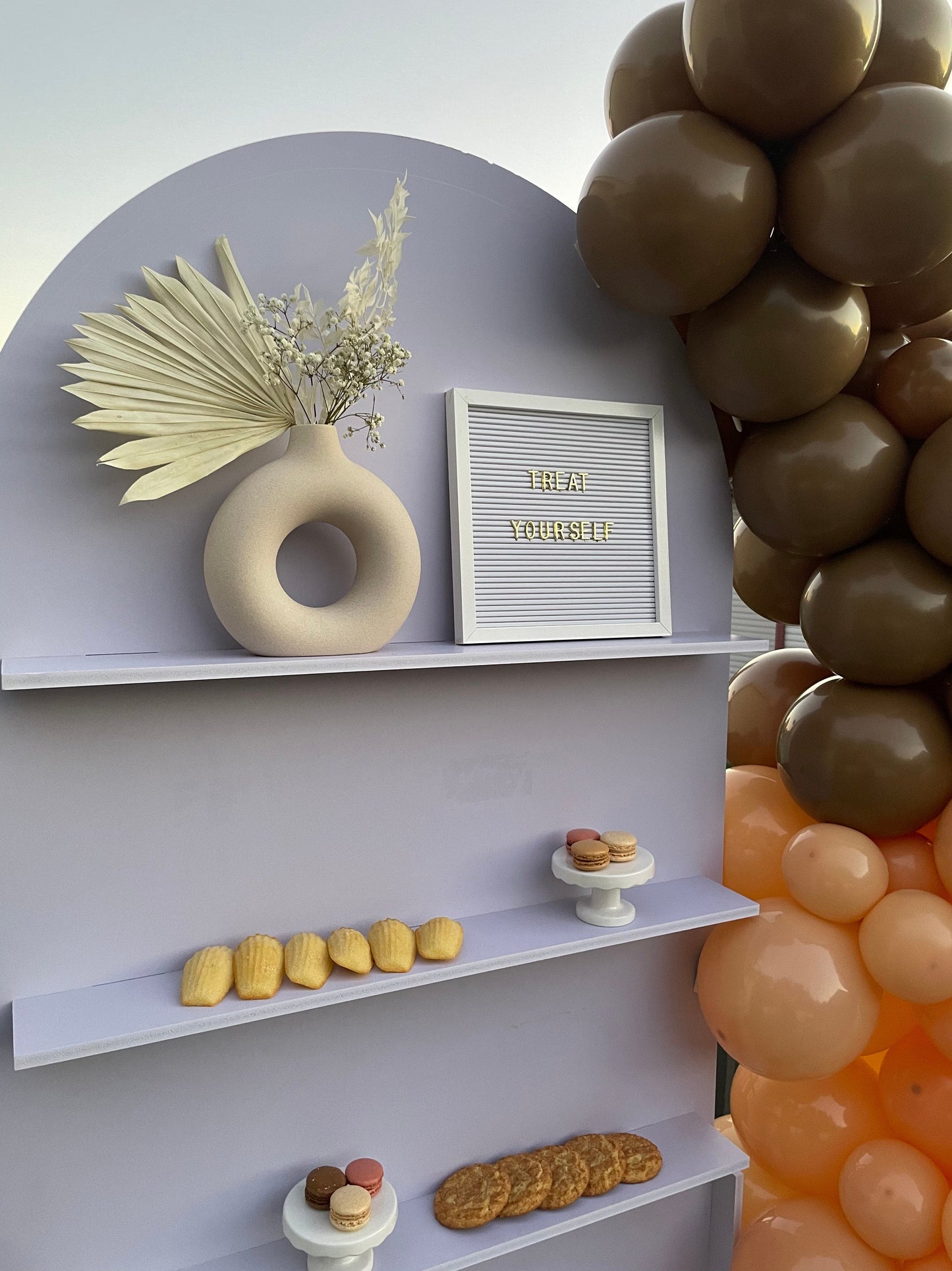 Arch Backdrop wall, Backdrop With Shelves