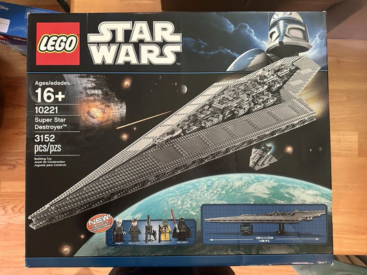 LEGO Star Wars 10221 SUPER STAR DESTROYER Brand New In Box (3,152 Pieces)