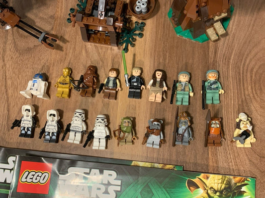 LEGO Star Wars: Ewok Village (10236) Complete W/ All Mini Figs